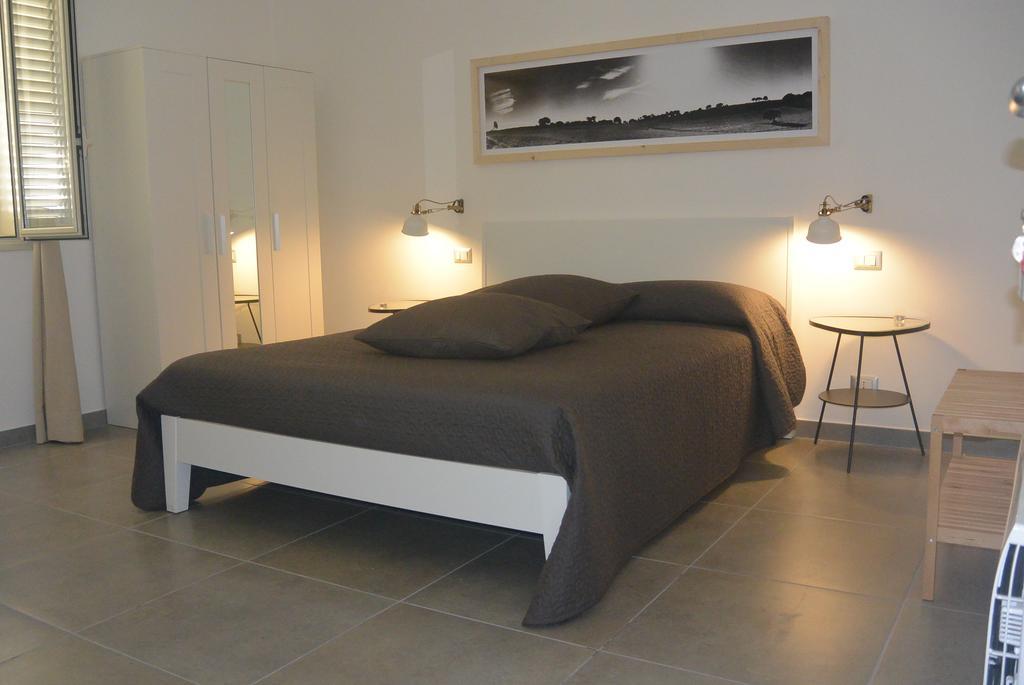 Le Signorine Bed and Breakfast Cava dʼAliga Værelse billede